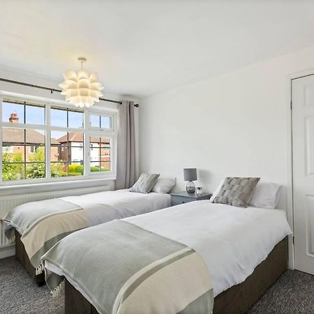 Bright & Spacious With Garden & Parking Nottingham Exterior photo